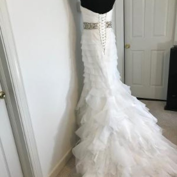 MARRA'S - Picture 6 of 8